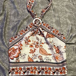 woman’s neck tie crop top